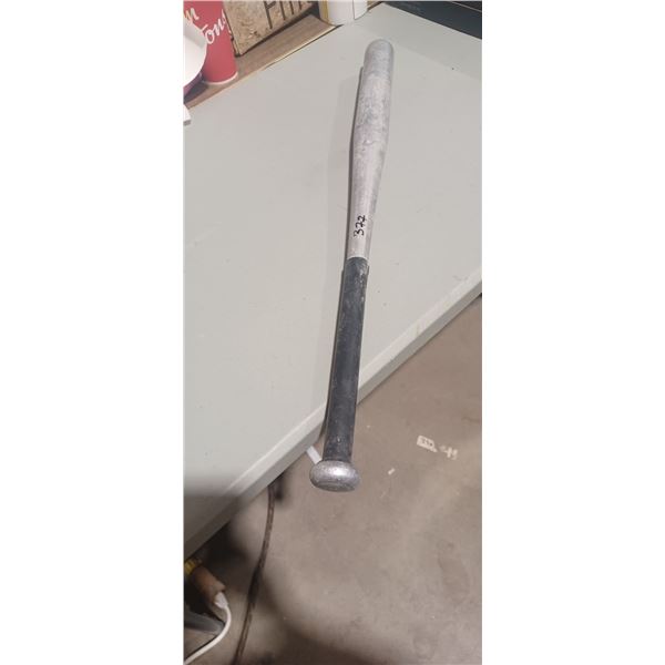 29" ALUMINUM HALIBUT CLUB/ BASEBALL BATT