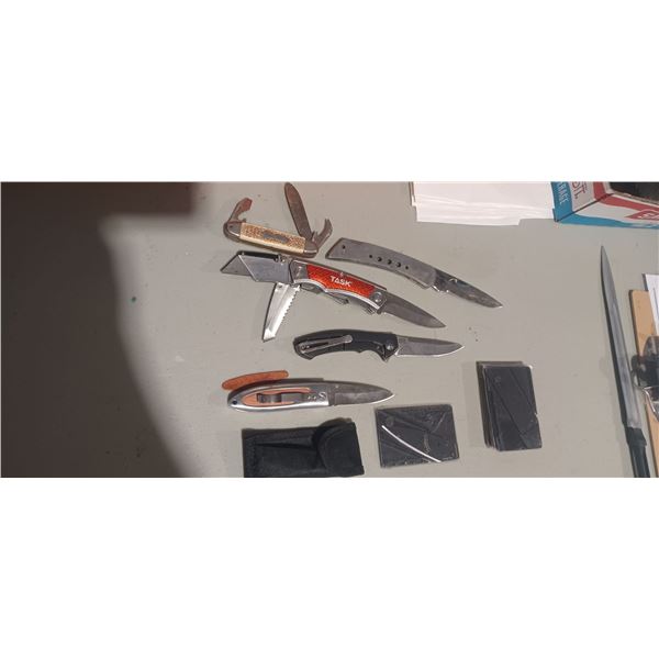 5 ASSORTED POCKET KNIVES