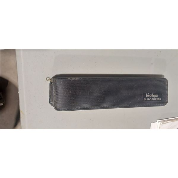 KERSHAW BLADE TRADER MULTI BLADE KNIFE C/W CASE