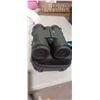 Image 2 : VORTEX DIAMOND BACK 10X42 BINOCULARS AND CASE