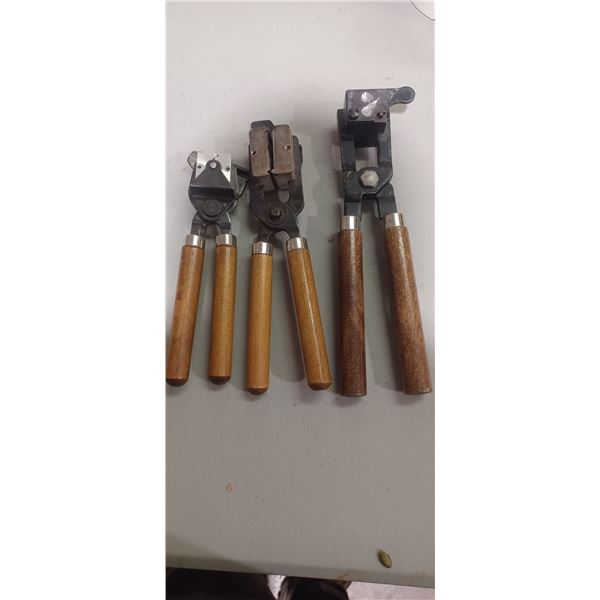 3 BULLET/WAD CUTTER MOULDS C/W HANDLES