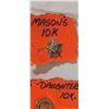 Image 3 : 2 MASON 10K GOLD PINS