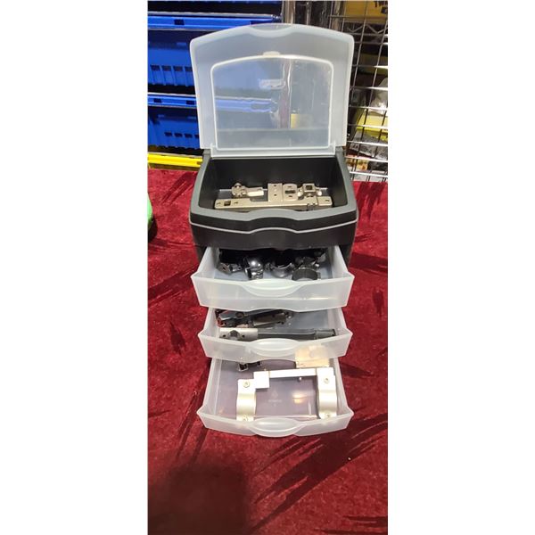 SMALL PARTS BIN WITH ASSORTED RINGS AND BASES AND TWO REAR PEEP SIGHTS