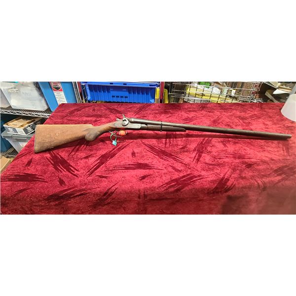 HAMMER WALL HANGER 30 IN BARREL, NEEDS FOREND  (403)