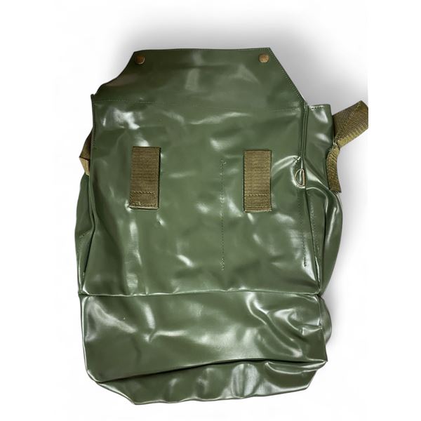 1x KOZAK 7 Czech Army M10 SHOULDER FIGHTING VINYL BAG W/ STRAPS WATERPROOF