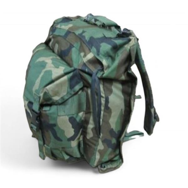 1x US Patrol Bag Woodland
