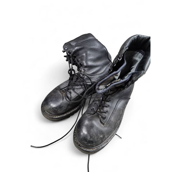 1X CF GTX COMBAT SURPLUS BOOTS USED GRADE 2   - SIZE 250-106 - Mens 7.5 to 8 US