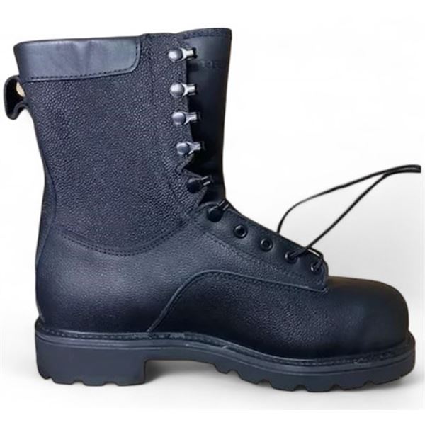 1x Terra CSA safety Boots Made in Canada Black Size 280-106  - Mens 10.5 - 11 US   Condition New
