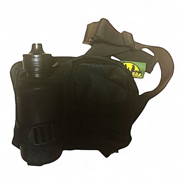 2x Black Water bottle pouch with water bottle