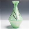 Image 2 : Stuart Abelman Art Glass Vase with Pulled Feather Motif, Signed 1983