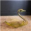Image 3 : 2 Swan  - 1 Pinwheel Crystal, 1 Yellow Glass