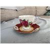Image 1 : CUP + SAUCER