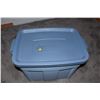 Image 1 : Rubbermaid Tub