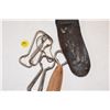 Image 2 : Bottle Openers & Shoe Insert