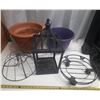 Image 1 : Lot of Flower Pots and Other Hanging Stuff.