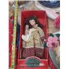Image 5 : Large Dolls and Kids Playing Items.