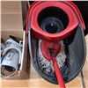 Image 3 : Mop bucket and link bindings