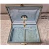 Image 2 : Vintage 1950's Mele Leatherette Jewelry Box - musical with dancing ballerina
