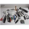 Image 1 : Lot of Misc Kitchen Utensils