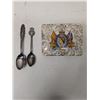 Image 1 : (2) Spoons (King George and Queen Elizabeth 1939 Visit) (1) Decorative box and Handkerchief
