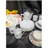 Image 3 : Vintage Doll Dishes (Tea Cups, Mugs, Kettles, etc.)