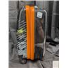 Image 3 : 2012 TMNT Children's Rolling Suit case