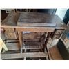 Image 1 : Vintage Singer Sewing Machine on its Table. (Height 29", Length 34", Breadth 16")