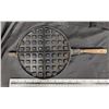 Image 3 : Vintage Waffle Maker
