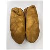 Image 2 : Vintage First Nations Hand Made Deer Skin Moccasins With Geometrical Beaded Accents