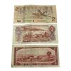 Image 2 : 3x Vintage Canadian $2 Bank Notes (1954, 1974, 1986)