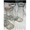 Image 2 : 7 Vintage Milk Bottles: Thunder Bay, Shaw Dairy, Maple Laef, & More