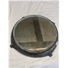 Image 2 : Vintage 4 Footed Bevelled Mirror Bottom Pedestal