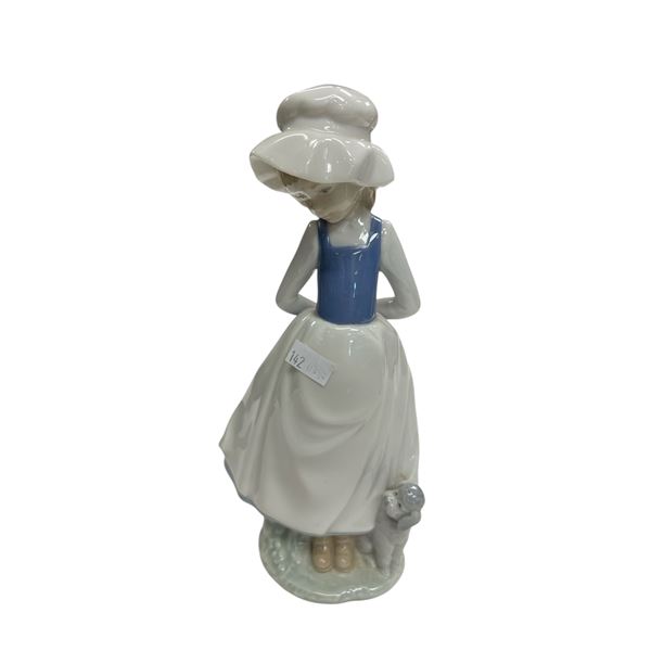Vintage Nao By Lladro Disa Porcelain Figurine Lady and her Poodle