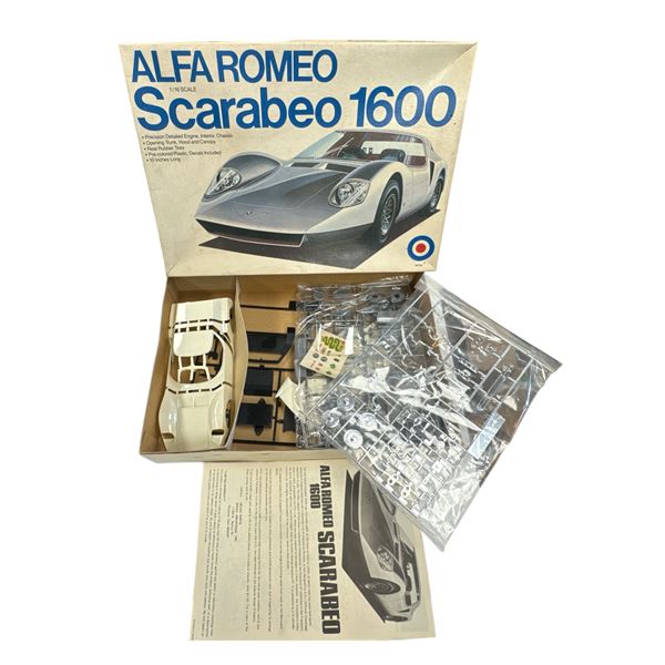 Vintage Alfa Romeo 1/16 Scale Scarabeo 1600 Model Car Kit