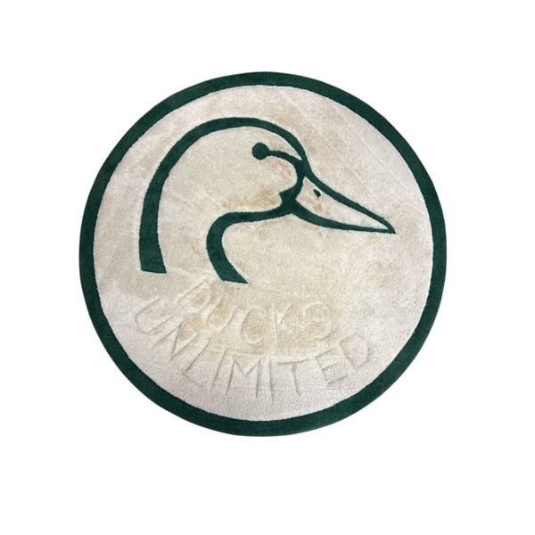 Vintage Ducks Unlimited Circular White and Green Rug