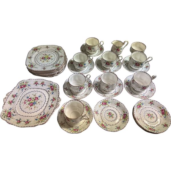 30 Pieces of Vintage Royal Albert Petit Point Chinaware: Plates, Teacups, Saucers, Cream and Sugar