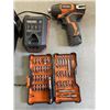 Image 2 : RIDGID 12V CORDLESS DRILL WITH BATTERY AND CHARGER AND RIDGID BIT SET