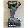 Image 2 : MAKITA IMPACT GUN WITH 3.0 AH BATTERY, WORKING NO CHARGER