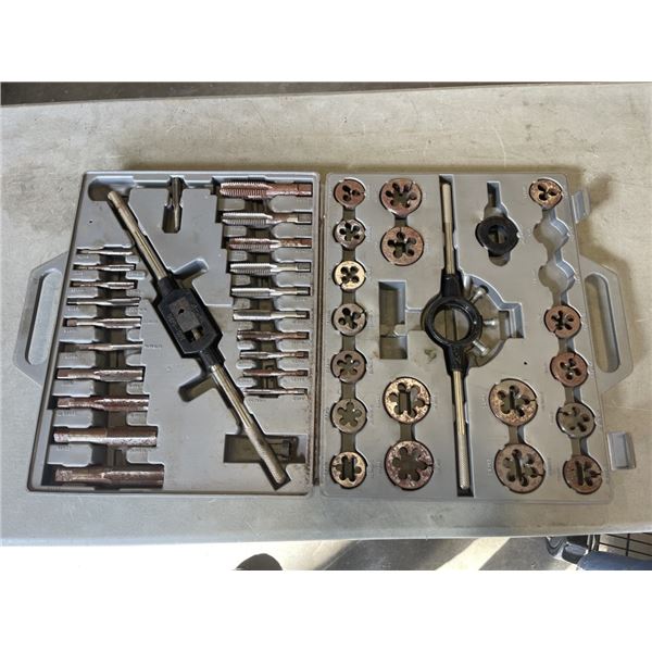 TAP AND DIE SET