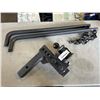 Image 1 : TRUCK SWAY BAR AND HITCH SYSTEM