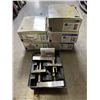 Image 1 : 6 TAYMOR DOOR HADLE SETS