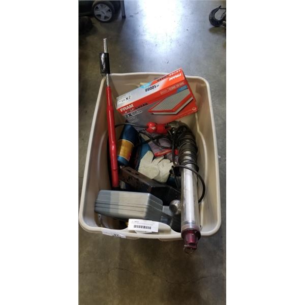 TOTE OF TRAILER HITCHES, AUTO CLUB AND MORE