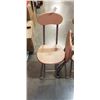 Image 2 : 4 FOLDING CHAIRS