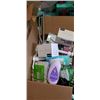 Image 2 : 3 BOXES OF WET WIPES, SANITIZER, SHOWER HEAD AND MORE