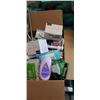 Image 3 : 3 BOXES OF WET WIPES, SANITIZER, SHOWER HEAD AND MORE