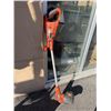 Image 2 : BLACK AND DECKER YARD TRIMMER AND SNOW SHOVEL