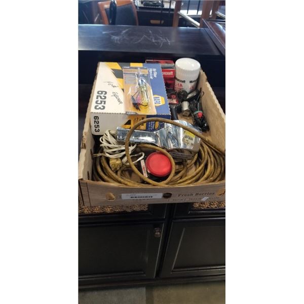 ASSORTED AUTOMOTIVE ITEMS INCLUDING VINTAGE SPOTLIGHT AND EXTENSION CORD