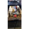 Image 1 : ASSORTED AUTOMOTIVE ITEMS INCLUDING VINTAGE SPOTLIGHT AND EXTENSION CORD