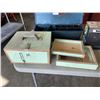 Image 3 : DECORATIVE NESTING BOXES, STEREO AND SHOE SHINE KIT
