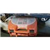 Image 2 : BLACK AND DECKER BLOWER VAC AND BLACK AND DECKER DRILL